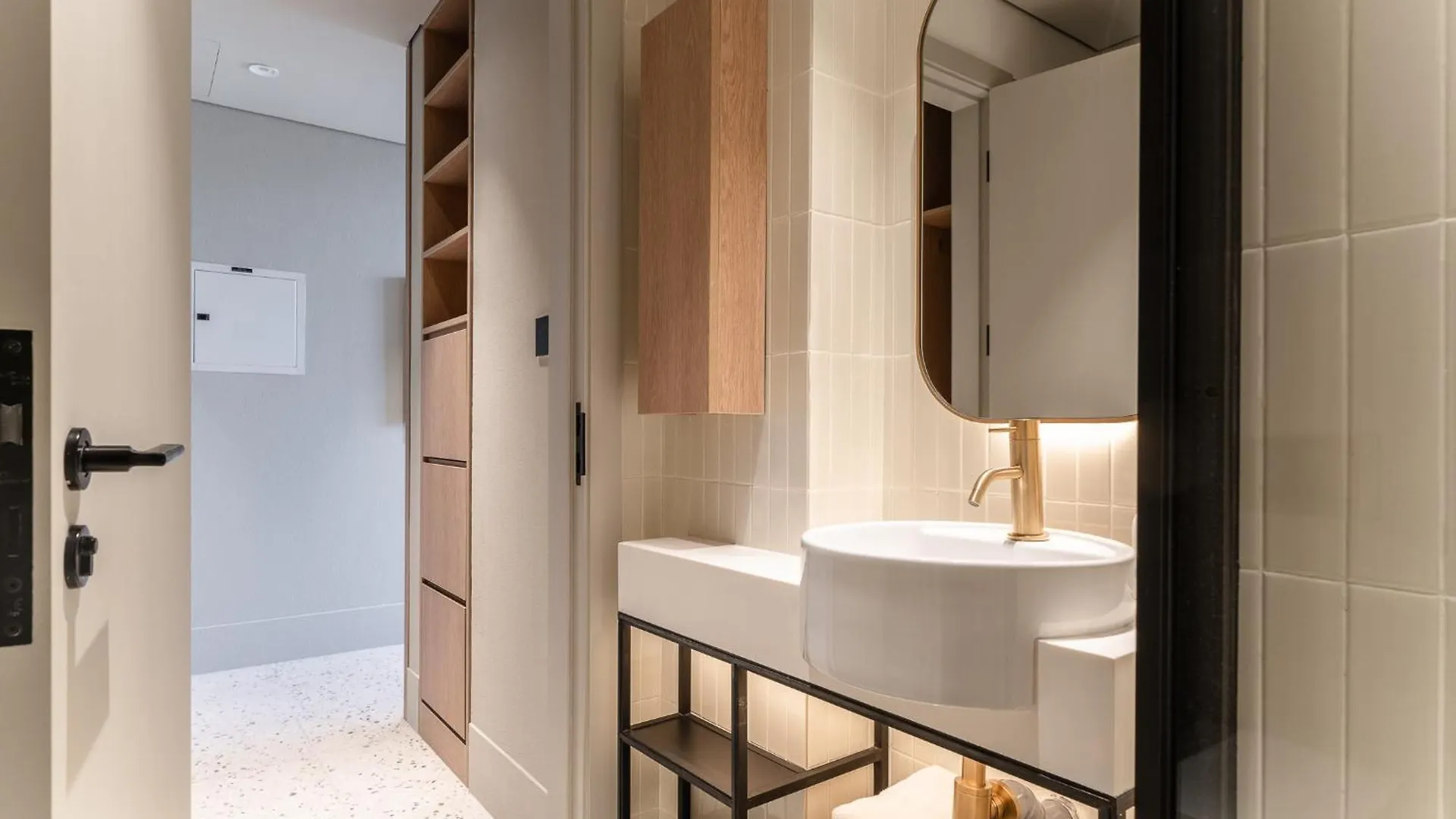 Apartment Alh Vacay City View Studio In Upside Living Dubai