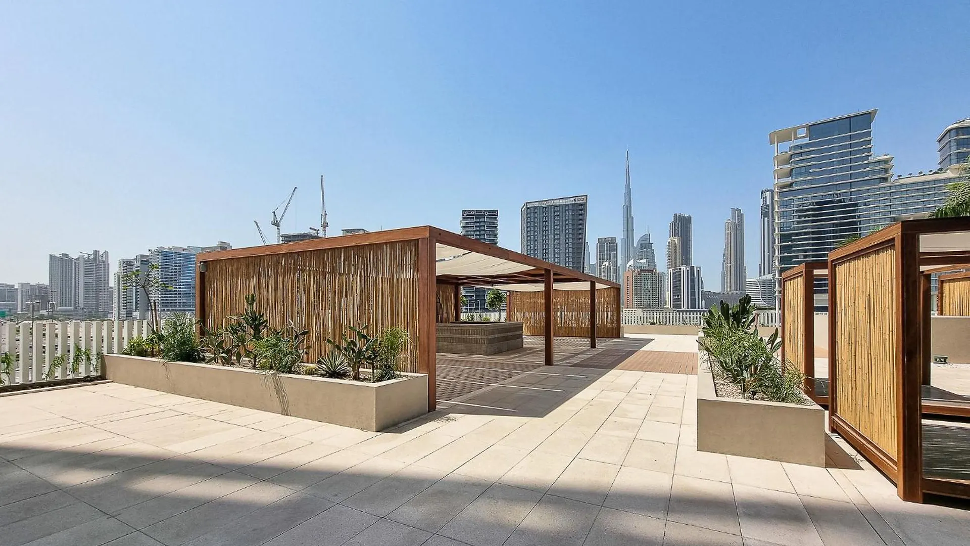 Alh Vacay City View Studio In Upside Living Dubai Apartment